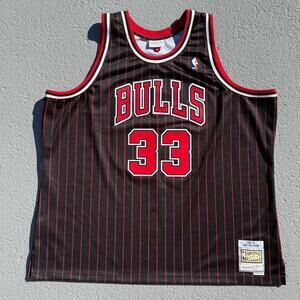 Men’s Mitchell & Ness Chicago Bulls Swingman Jersey 1995 Scottie Pippen 4XL NWOT